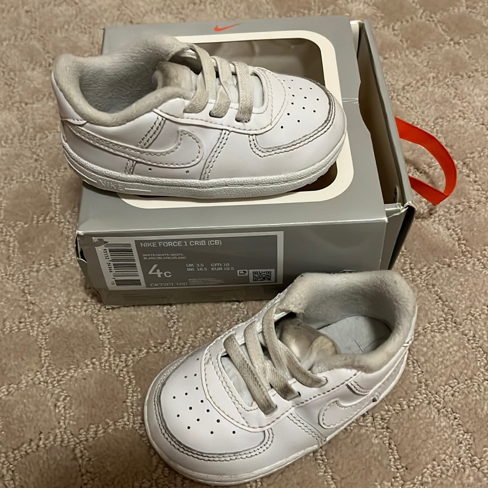 Nike Air Force 1 crib shoes